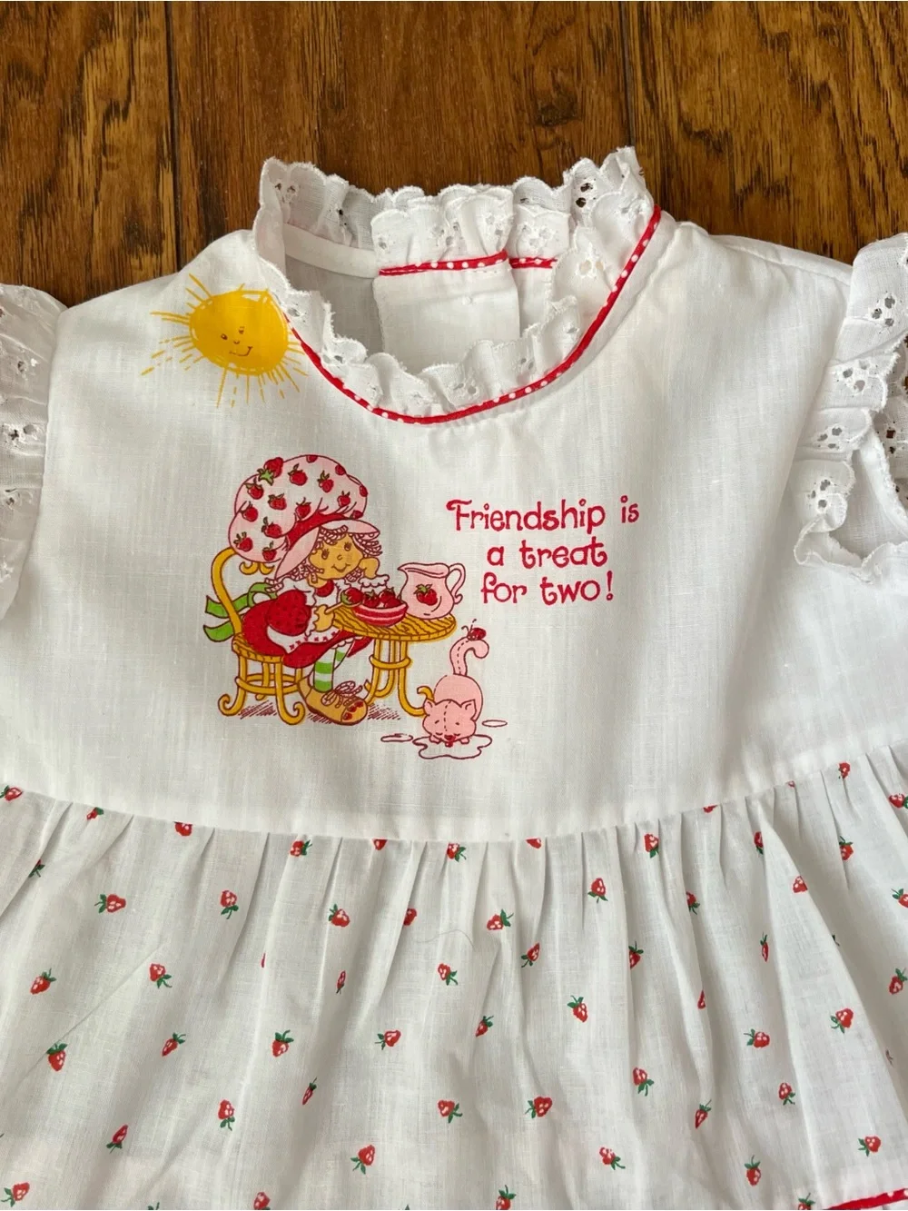Vintage 1980s Strawberry Shortcake Dress Size 4 ILGWU Union Made USA Rare Excell